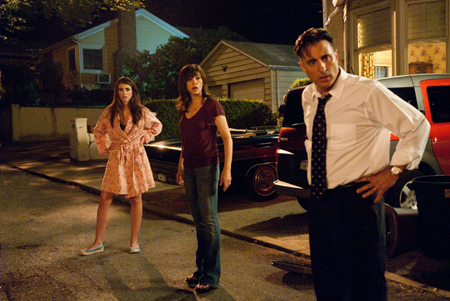 City_Island-17-Andy_Garcia-Julianna_Margulies-Dominik_Garcia_Lorido