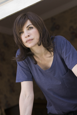 City_Island-8-Julianna_Margulies