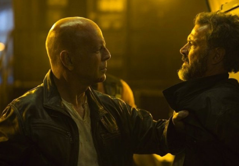 a_good_day_to_die_hard-5-bruce_willis-sebastian_koch