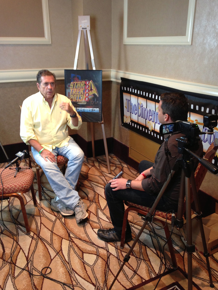 barry_jenner_interview_with_dan_deevy_at_12th_annual_star_trek_convention_in_las_vegas-2