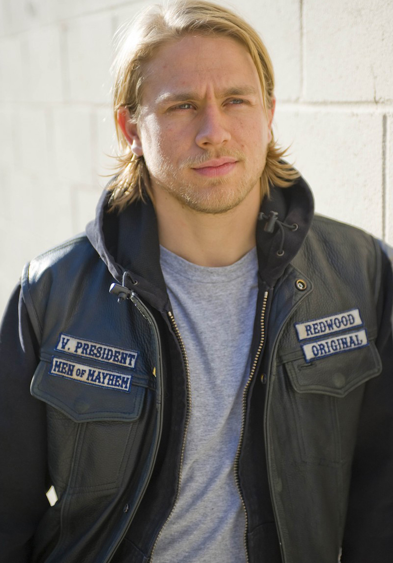 charlie_hunnam-sons_of_anarchy_season_6-2