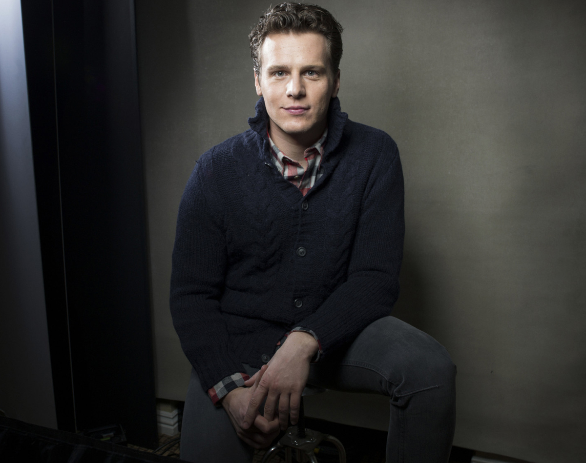 jonathan_groff-frozen-6