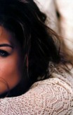 katie_holmes-the_romantics-10