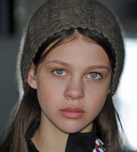 nicola_peltz-the_last_airbender-2