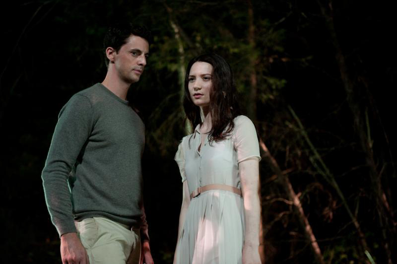 stoker-5-matthew_goode-mia_wasikowska