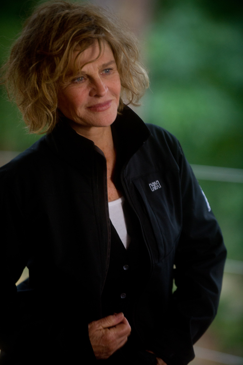 the_company_you_keep-15-julie_christie