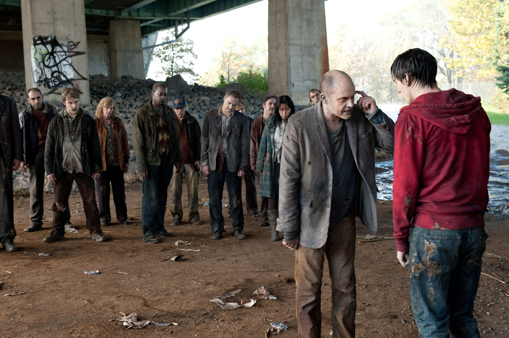 warm_bodies-12-nicholas_hoult-rob_corddry