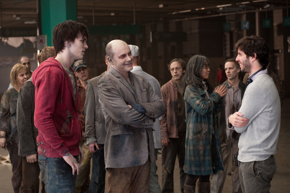 warm_bodies-36-nicholas_hoult-rob_corddry-jonathan_levine