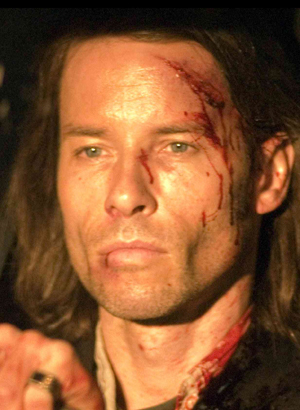 First_Snow-7-Guy_Pearce