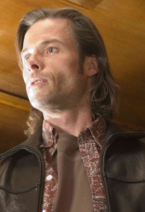 First_Snow-8-Guy_Pearce