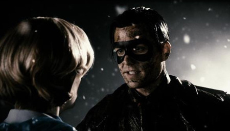 The_Spirit-18-Gabriel_Macht-Sarah_Paulson